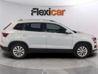 Usado Skoda Karoq Ambition 150 CV (110 kW) 2022 Blanco SUV