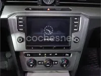 Usado VW Passat Advance 150 CV (110 kW) 2016 Gris / plata Berlina