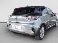 Usado Renault Clio Evolution 100 CV (73 kW) 2025 Gris Utilitario