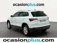 Usado Skoda Karoq Selection 115 CV (84 kW) 2024 Blanco SUV