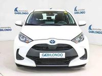 Usado Toyota Yaris Hybrid Active 116 CV (85 kW) 2021 Blanco Berlina