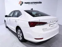 Usado Skoda Octavia Ambition 150 HP (110 kW) 2022 Branco Citadino