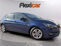 Usado Opel Astra 110 CV (80 kW) 2020 Azul Berlina