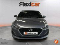 Usado Hyundai i30 120 CV (88 kW) 2019 Gris Berlina