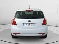 Usado Kia Ceed Style 91 CV (66 kW) 2010 Gris Utilitario