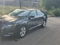Usado Skoda Superb Ambition 150 HP (110 kW) 2018 Preto Sedan