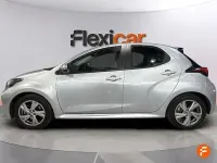 Usado Toyota Yaris Active 116 CV (85 kW) 2025 Gris Utilitario