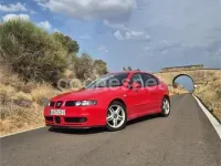 Usado Seat Leon Sport 150 CV (110 kW) 2003 Rojo Utilitario