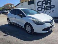 Usado Renault Clio GrandTour LIMITED 75 CV (55 kW) 2015 Blanco Familiar