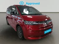 Usado VW Multivan Life 150 CV (110 kW) 2025 Rojo Monovolumen
