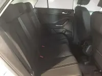 Usado VW T-Roc 116 CV (85 kW) 2025 Blanco SUV