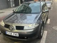 Usado Renault Mégane GrandTour Dynamique 115 CV (84 kW) 2005 Gris / plata Familiar