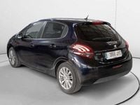 Usado Peugeot 208 Style 82 CV (60 kW) 2017 Utilitario