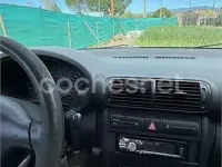 Usado Seat Toledo Stella 105 CV (77 kW) 2002 Granate Berlina