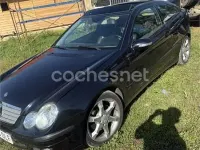 Usado Mercedes CLK200 163 CV (119 kW) 2005 Negro Coupe
