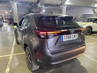 Usado Toyota Yaris Cross Active 116 CV (85 kW) 2022 Gris SUV