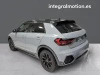 Usado Audi A1 Business 149 CV (109 kW) 2021 Gris SUV