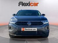 Usado VW T-Roc Life 116 CV (85 kW) 2023 Gris SUV