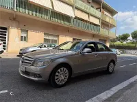 Usado Mercedes C180 Elegance 143 CV (105 kW) 2008 Gris / plata Berlina