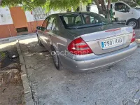 Usado Mercedes E280 Elegance 190 CV (139 kW) 2005 Beige Berlina