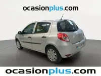 Usado Renault Clio IV Business 75 CV (55 kW) 2012 Gris / plata Berlina