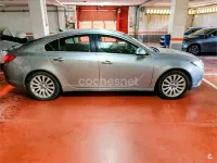 Usado Opel Insignia Cosmo 160 CV (117 kW) 2012 Gris / plata Familiar