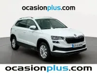 Usado Skoda Karoq Selection 115 CV (84 kW) 2024 Blanco SUV