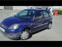 Usado Ford Fiesta Ambiente 70 CV (51 kW) 2007 Azul Utilitario