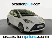 Usado Toyota Yaris Active 111 CV (81 kW) 2018 Blanco Utilitario