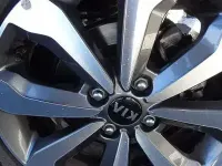 Usado Kia Stonic 100 CV (73 kW) 2021 Rojo SUV