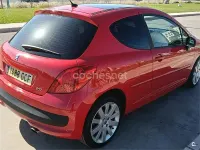 Usado Peugeot 207 GT 110 CV (80 kW) 2006 Rojo Berlina