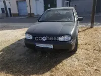 Usado VW Golf IV Highline 102 CV (75 kW) 2003 Negro Berlina