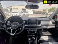 Usado Kia Stonic 100 CV (73 kW) 2021 Blanco SUV