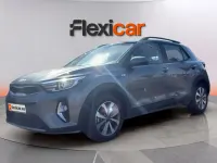 Usado Kia Stonic 79 CV (58 kW) 2025 Gris SUV