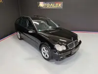 Usado Mercedes C220 Avantgarde 150 HP (110 kW) 2006 Preto Carrinha