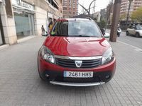 Usado Dacia Sandero Stepway 90 CV (66 kW) 2011 Rojo Berlina