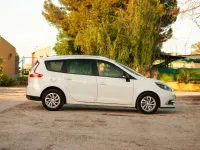 Usado Renault Scénic LIMITED 129 CV (94 kW) 2016 Blanco Monovolumen
