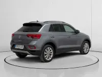 Usado VW T-Roc Life 150 CV (110 kW) 2022 Gris SUV