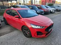 Usado Ford Focus ST-Line 125 CV (91 kW) 2025 Rojo
