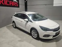 Usado Opel Astra Edition 105 CV (77 kW) 2020 Blanco Familiar