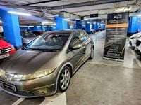 Usado Honda Civic Comfort 140 CV (102 kW) 2007 Beige Berlina