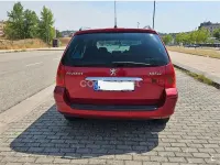 Usado Peugeot 307 110 CV (80 kW) 2004 Granate Familiar