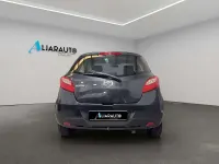 Usado Mazda 2 Active 75 CV (55 kW) 2008 Gris Utilitario