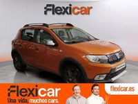 Usado Dacia Sandero Stepway 90 CV (66 kW) 2017 Naranja