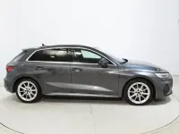 Usado Audi A3 S-Line 150 CV (110 kW) 2025 Gris / plata Berlina
