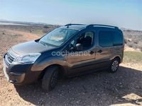 Usado Peugeot TePee Outdoor 120 CV (88 kW) 2016 Marrón Monovolumen