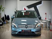 Usado Mercedes B180 109 CV (80 kW) 2014 Azul Monovolumen