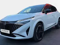 Usado Nissan Qashqai 140 CV (102 kW) 2024 Lunar white con techo midnight SUV