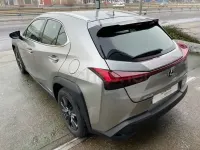 Usado Lexus UX Business Edition 184 CV (135 kW) 2022 Gris / plata SUV