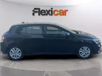 Usado Renault Mégane II Equilibre 115 CV (84 kW) 2022 Negro Berlina